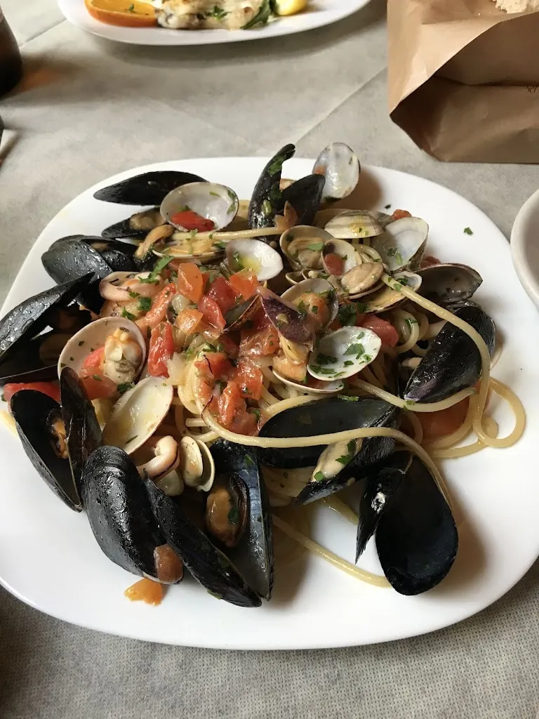 Waraporn Kongtong_La Taverna_Arpino_recensione