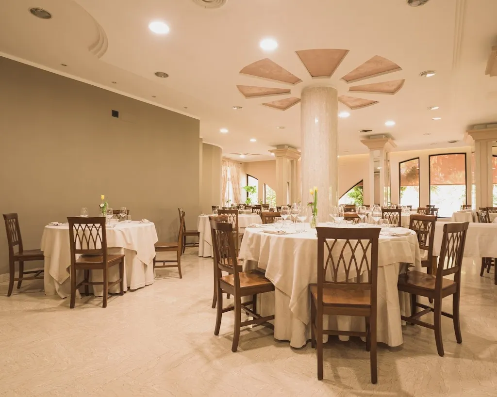 Da Tony restaurant in Ausonia