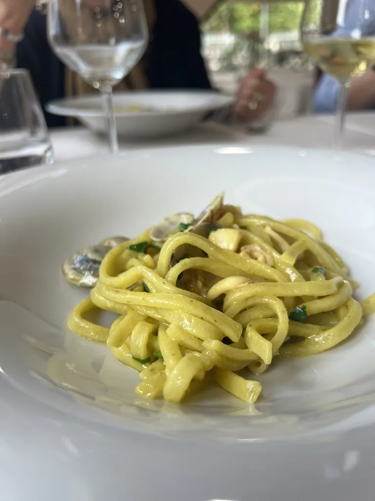 Da Tony_Ausonia_slider_image_3