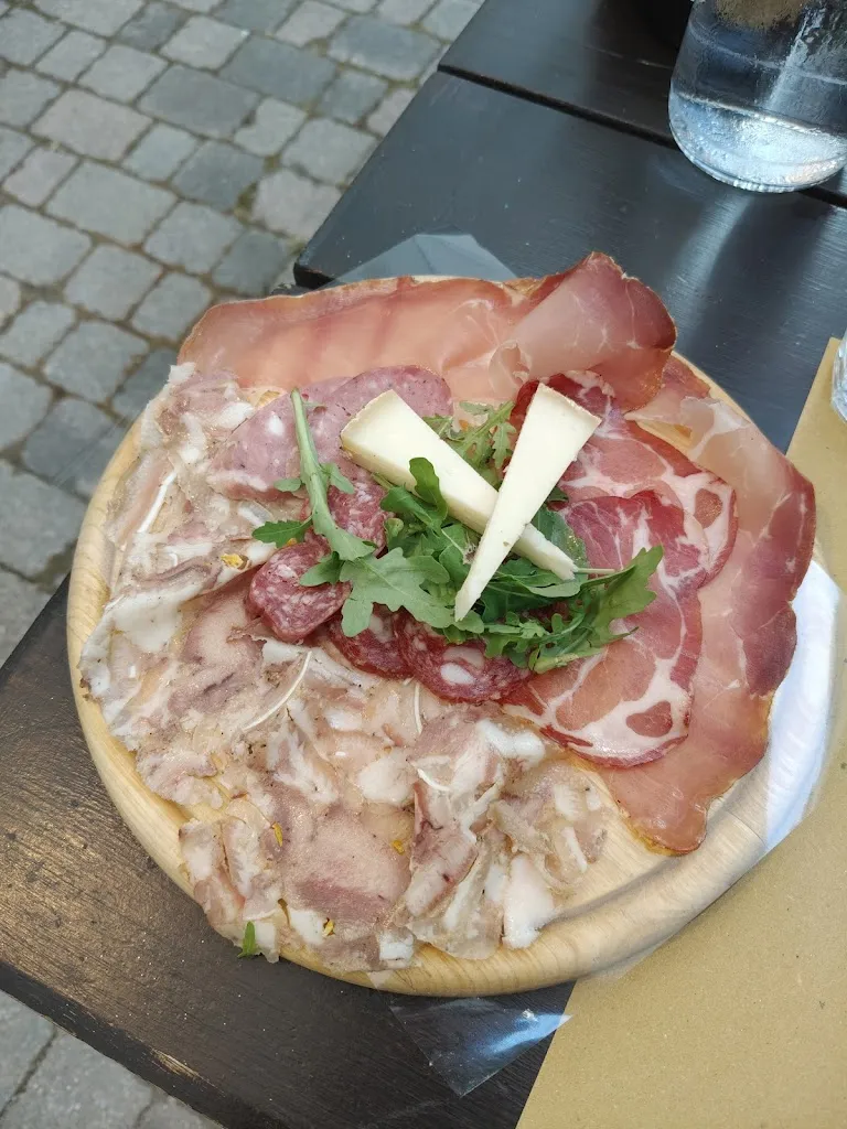 Alessandro_La Casa Di Emme_Bassano Romano_review