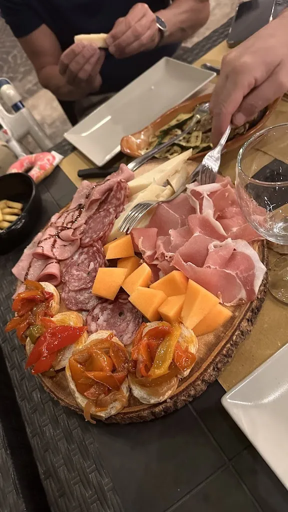 Rocco “VIOLETTA QUEEN” Belli_Piazza Roma Pizzeria Bistrot_Belmonte Castello_review