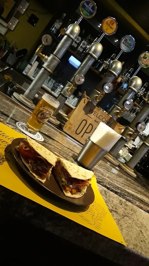 Pub Lost restaurant in Tocco da Casauria