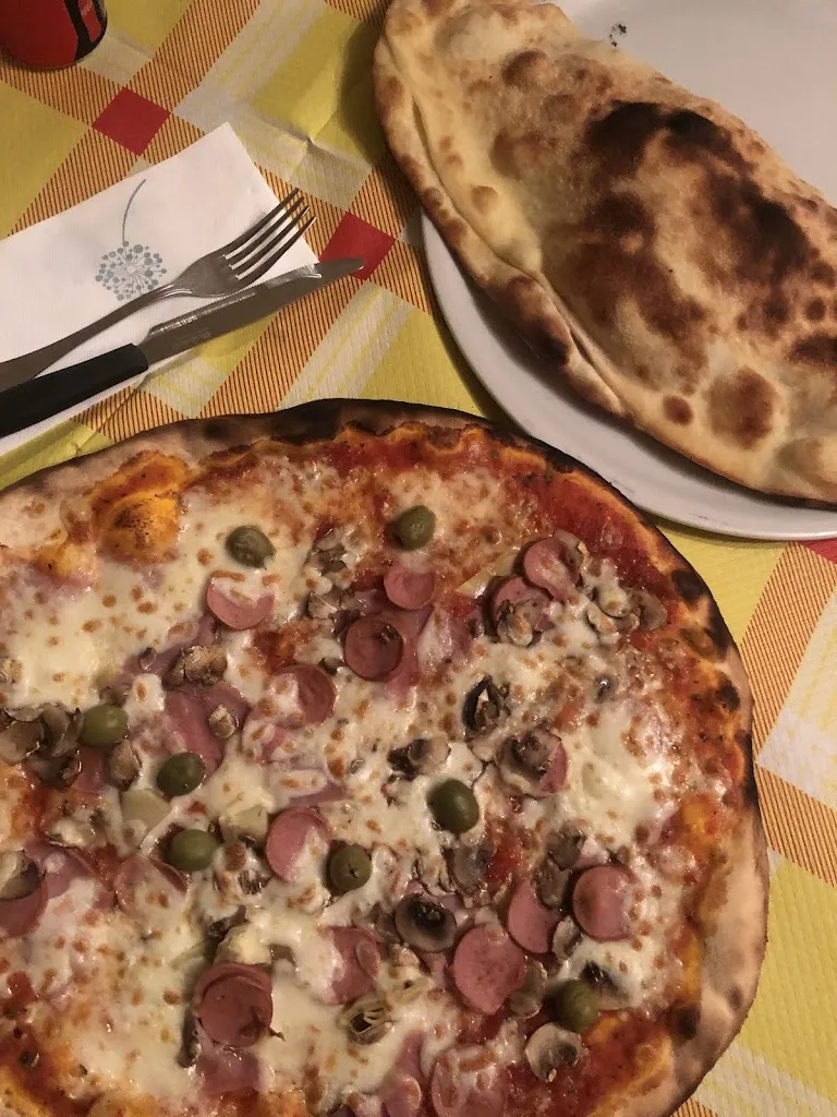 Bar T R I S restaurant in Bagnoregio