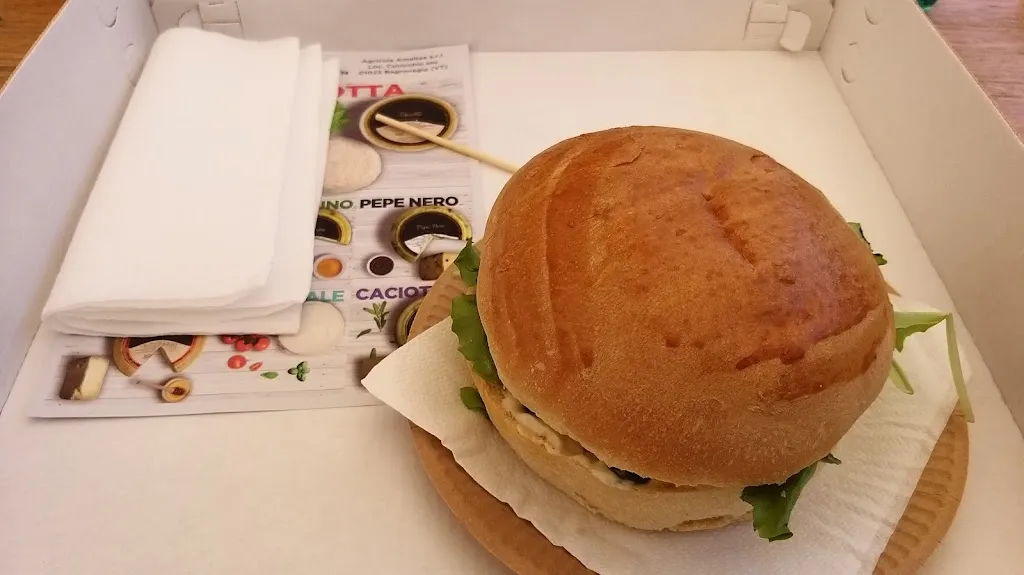 Menu_Street Food amaltea_Bagnoregio_image_8