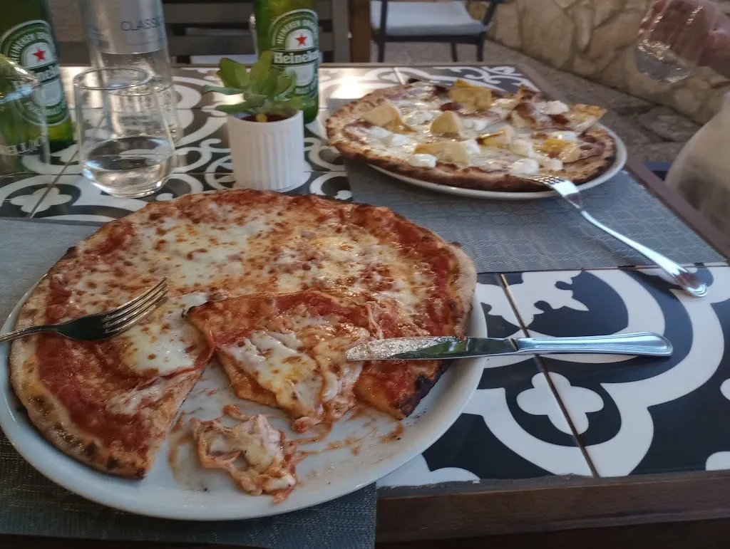 paul dulake_La Buca di Sant'Antonio_Bivio San Polo_review