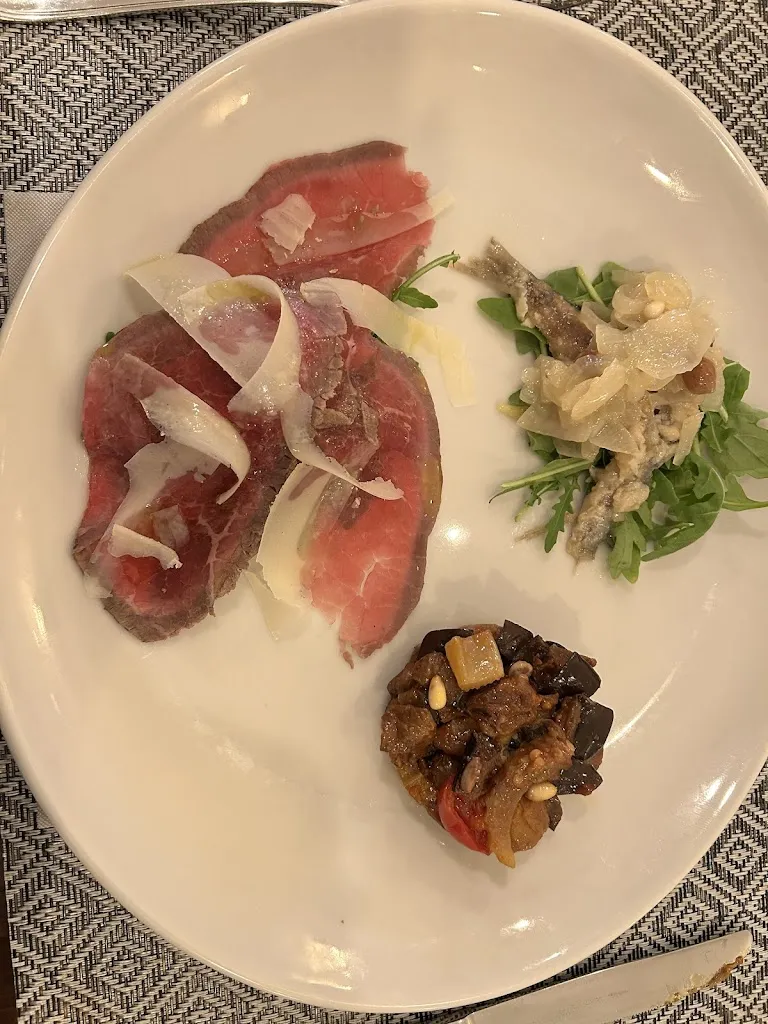 micol Serafini_La Buca di Sant'Antonio_Bivio San Polo_review