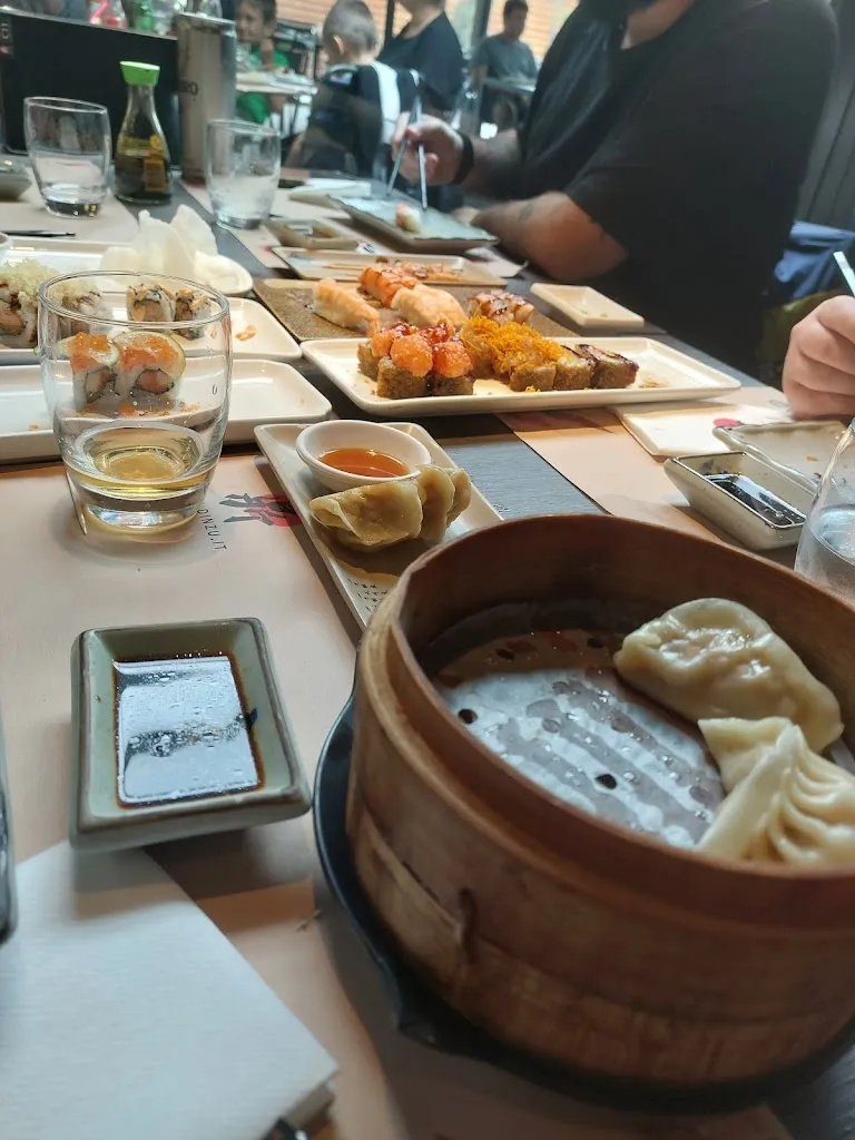 Yasaman MH_Dinzu - Capena_Bivio di Capanelle_review