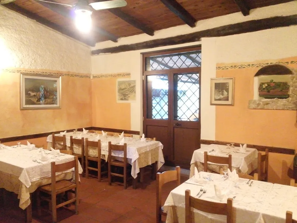 Ristorante Casale_Bivio di Capanelle_slider_image_1