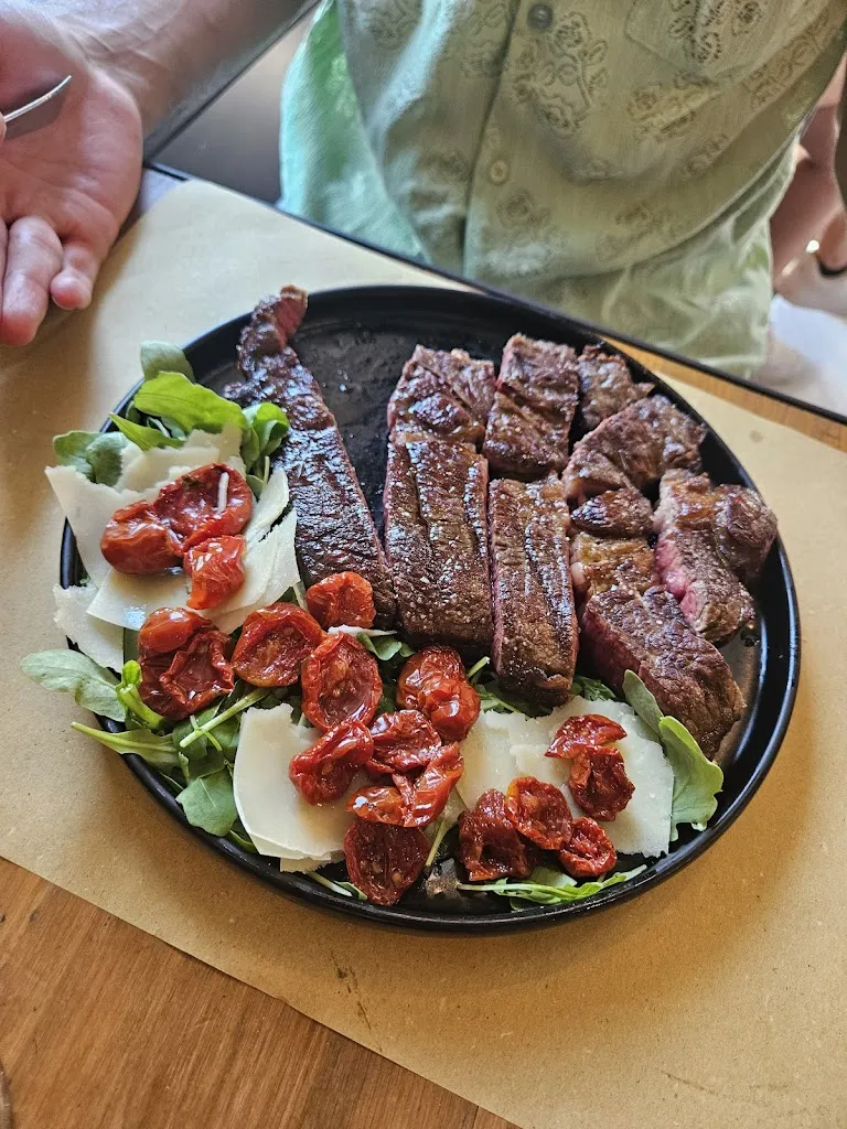 Nishil Thakkar_L'etrusca Bistrot_Bomarzo_review