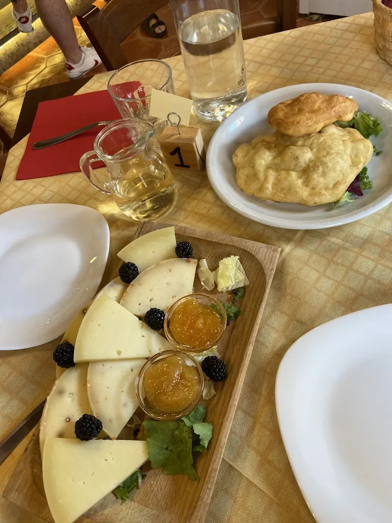 Maria Luisa Lafiaccola_Trattoria Quattroequattrotto_Bomarzo_review