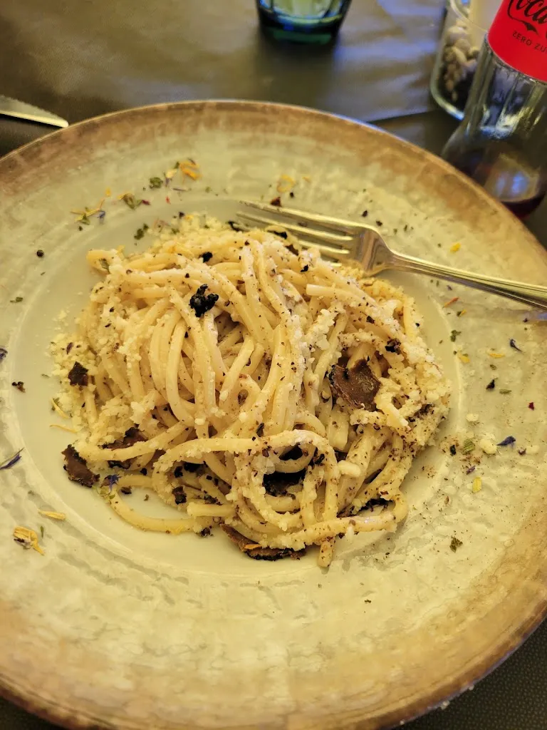 Jenny Wadkins_La Piramide Hostaria Pizzeria_Bomarzo_recensione