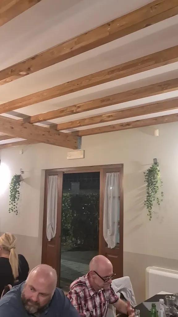 La Piramide Hostaria Pizzeria_Bomarzo_slider_image_2