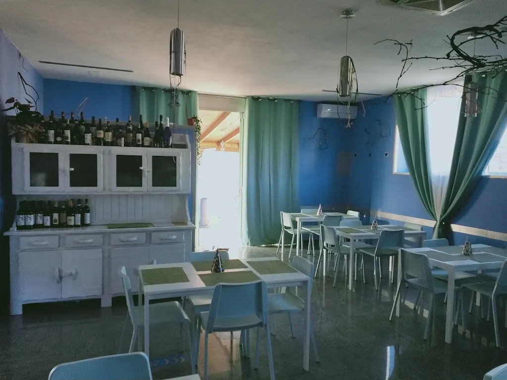 FENIX BISTROT restaurant in Blera