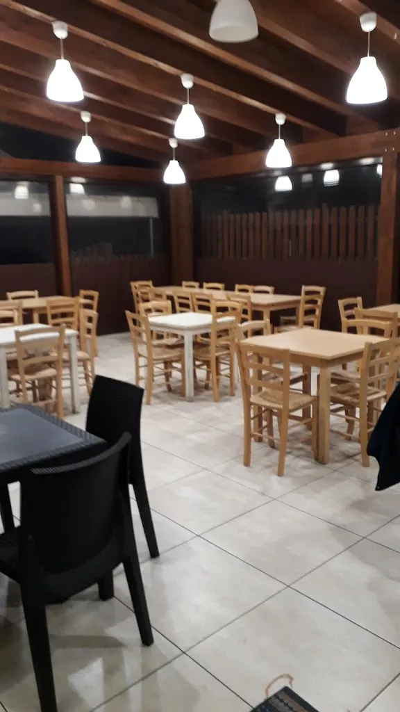 I do Pizza restaurant in Blera