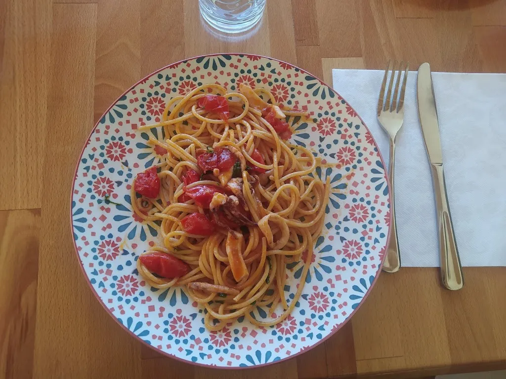 Menu_Home restaurant Sfizi al Chiaro di Luna_Borgo Hermada_image_4