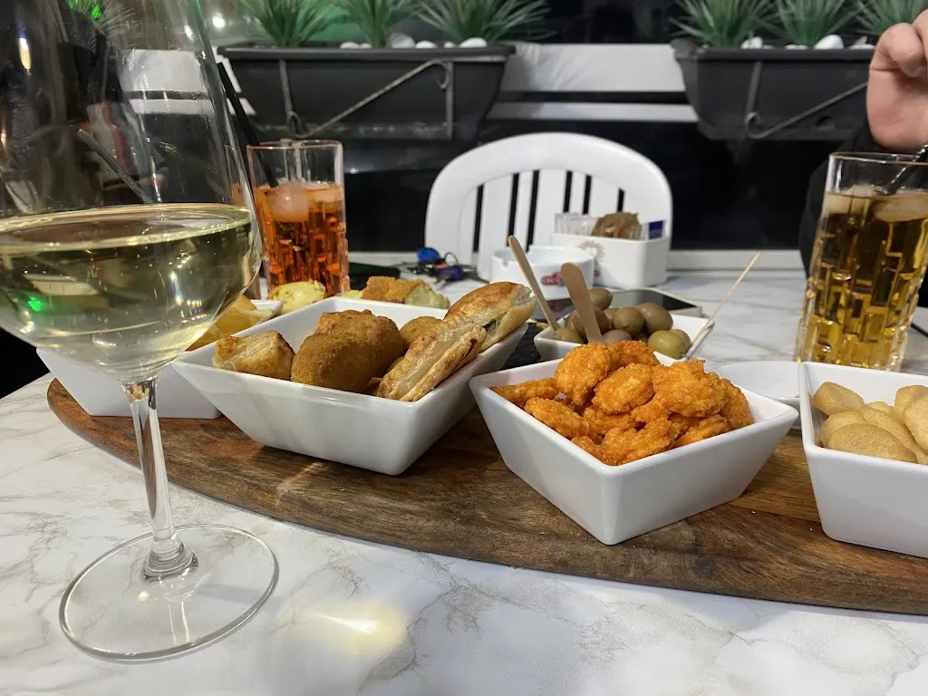 Tanya Granata_L'Alternativo wine bar_Borgo Hermada_review