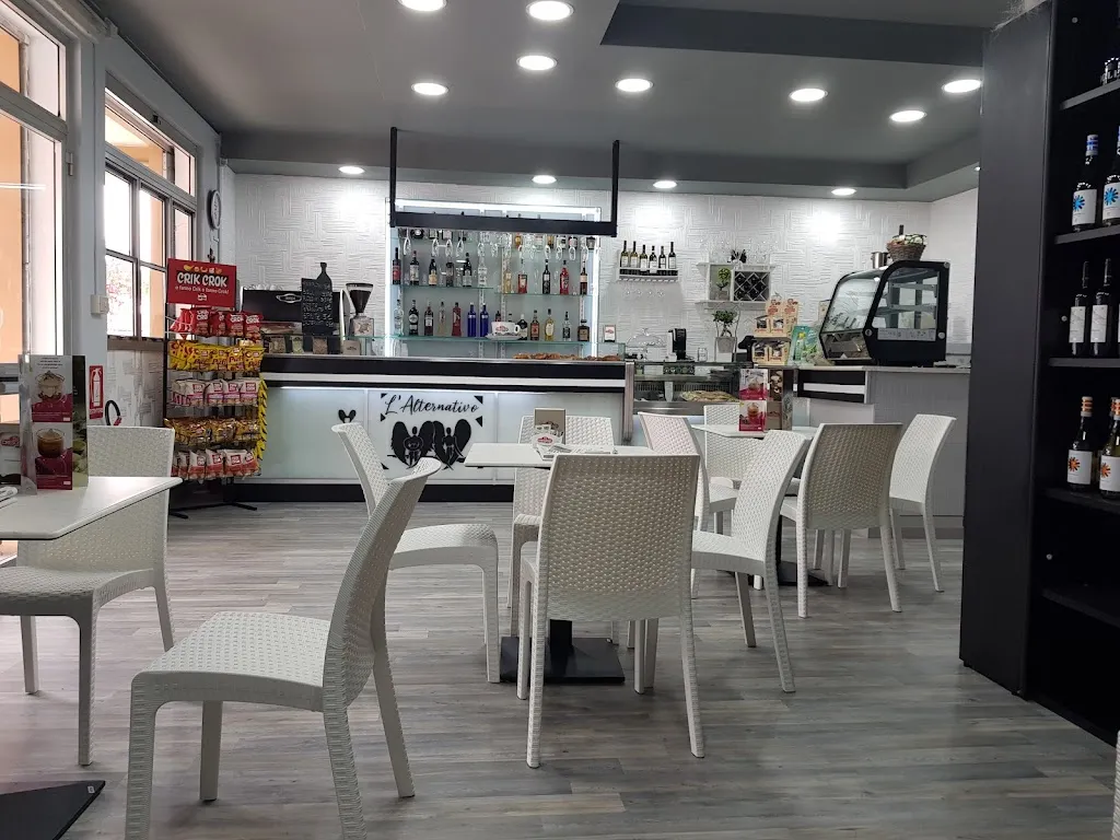 L'Alternativo wine bar_Borgo Hermada_slider_image_1