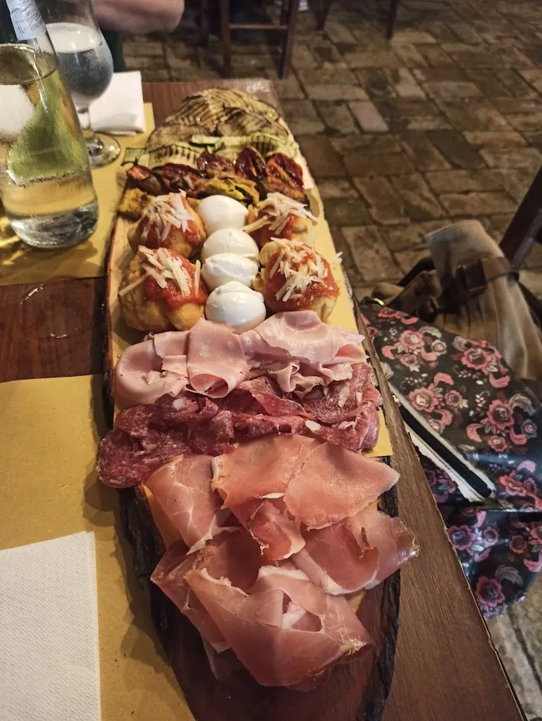 Menu_Pub Brennan_Borgo Sabotino-Foce Verde_image_9