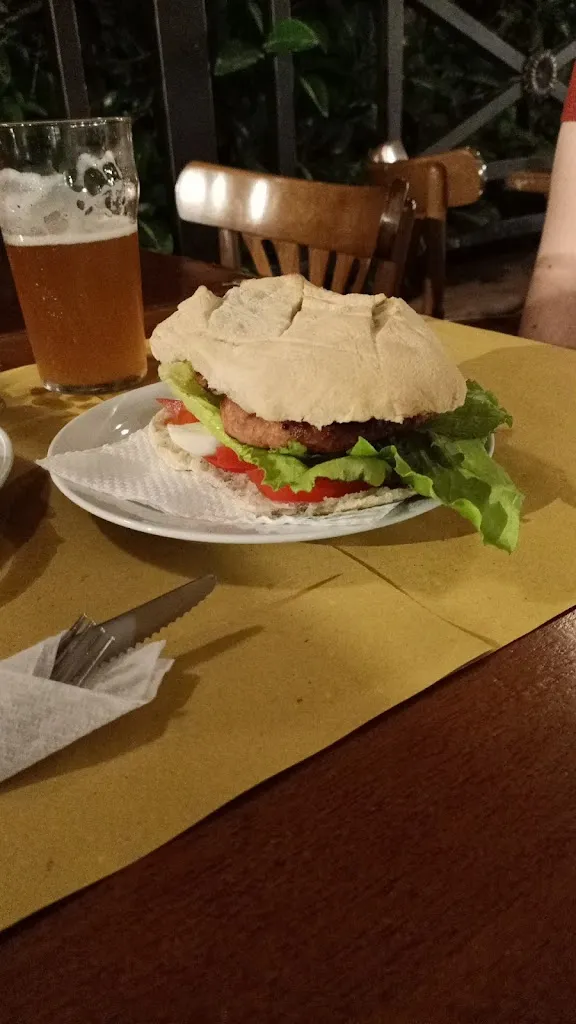 Giorgia Alemanno_Pub Brennan_Borgo Sabotino-Foce Verde_review