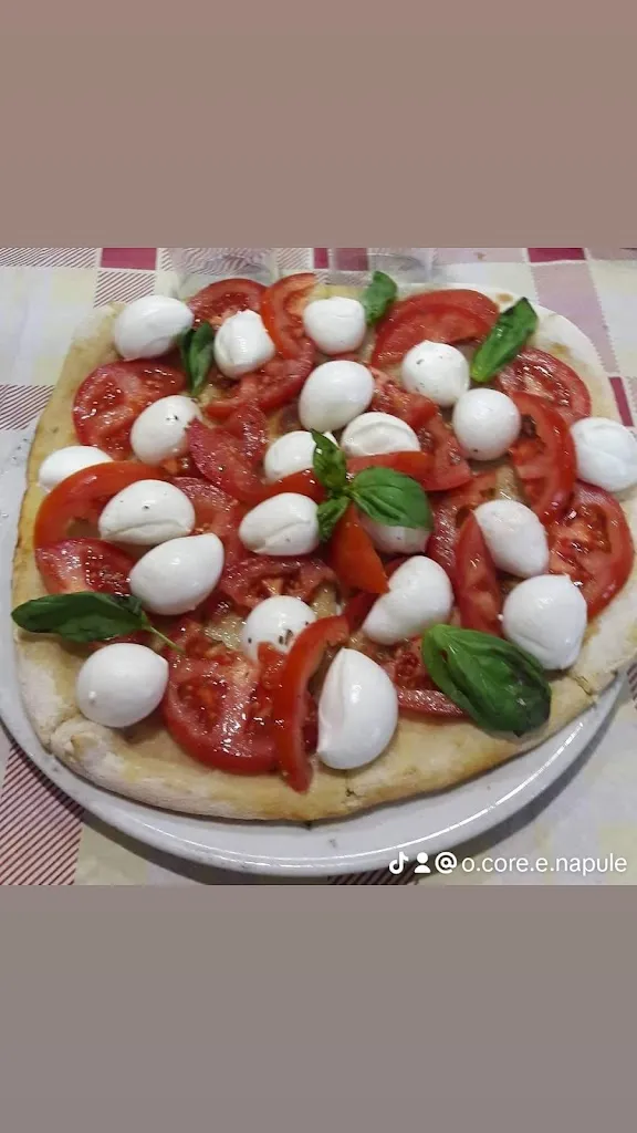 O'core e Napule restaurant in Borgo Sabotino-Foce Verde