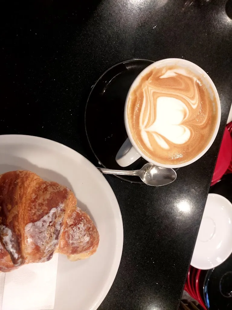 Key Point_Bar Marrocco_Borgo Sabotino-Foce Verde_review