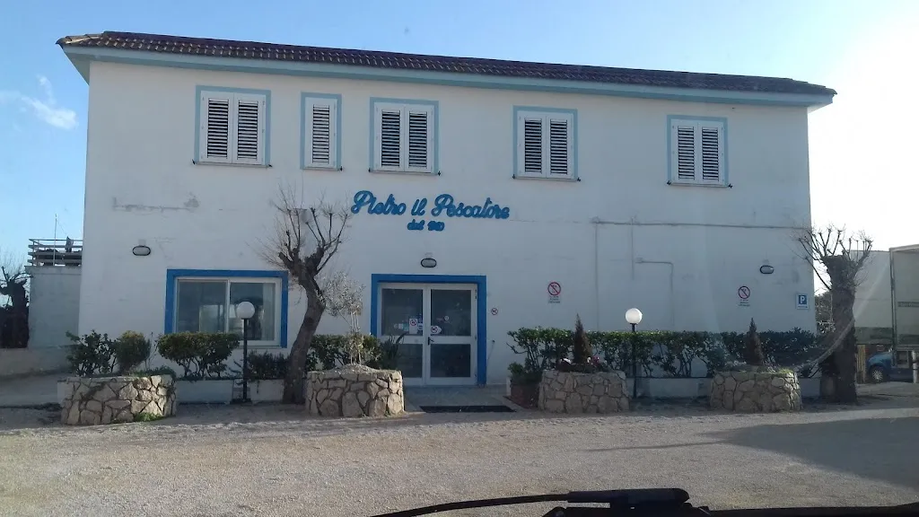 Ristorante Pietro Il Pescatore_Borgo Sabotino-Foce Verde_slider_image_1