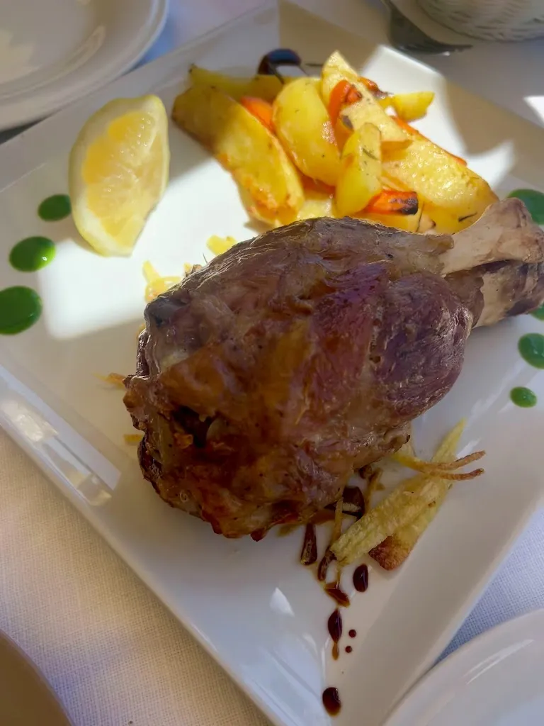 Trattoria del Moro_Bolsena_slider_image_2