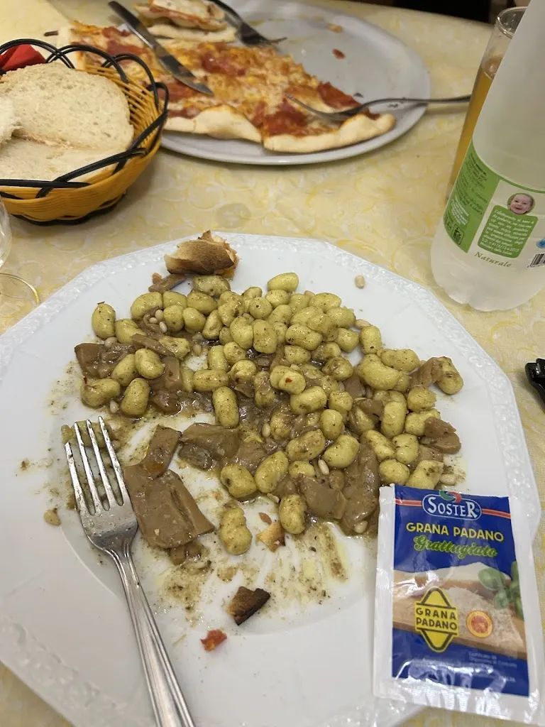 Riina_Pizzeria Trattoria La Tavernetta_Bolsena_review