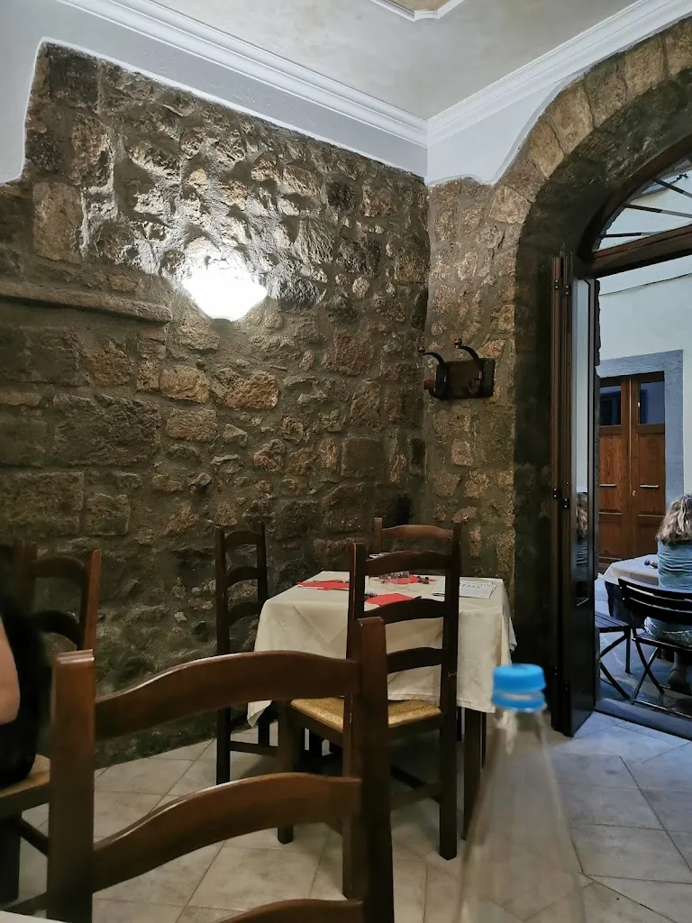 Pizzeria Trattoria La Tavernetta_Bolsena_slider_image_3