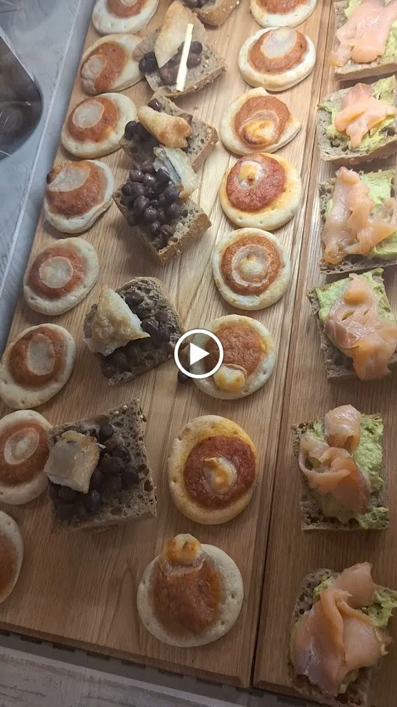 Dal Biondo Wine and Food_Bolsena_slider_image_2