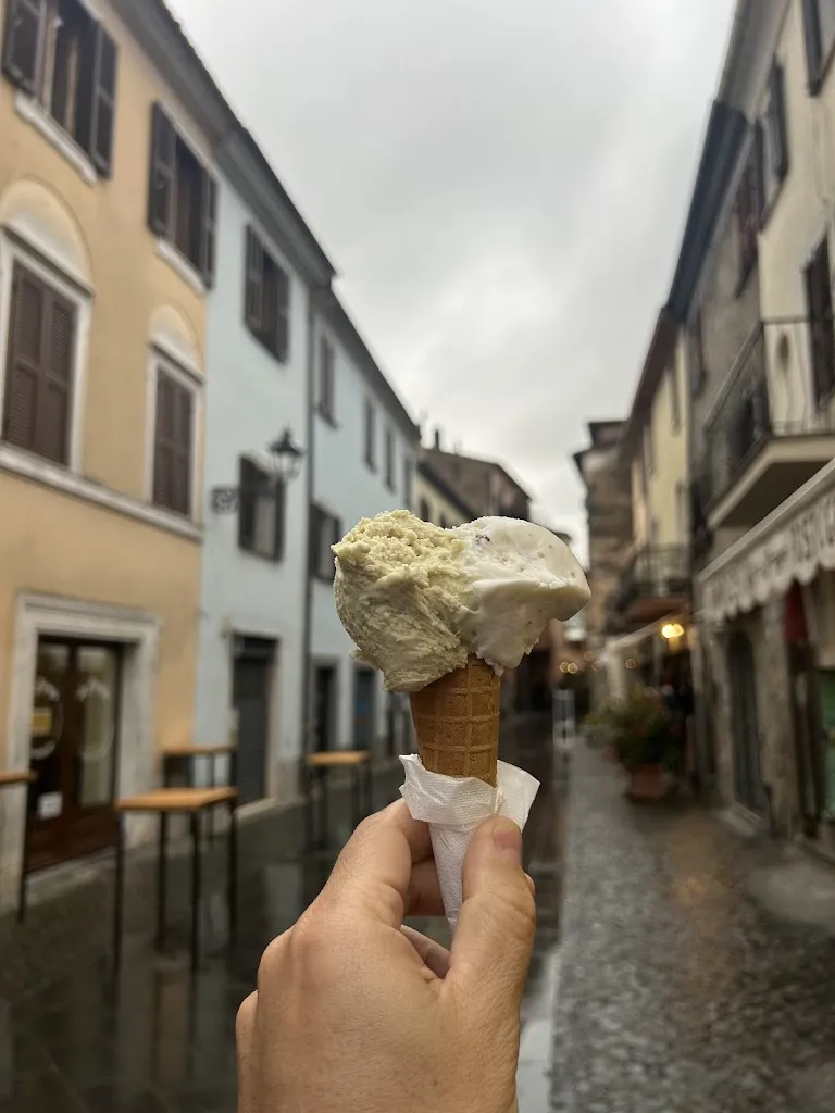 Renan Duarte_LOLLA Gelato_Bolsena_review