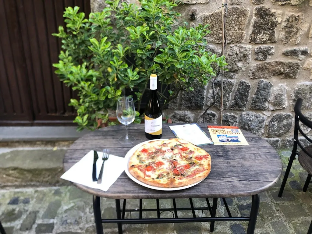 Pizzeria Argento al Castello restaurant in Bolsena