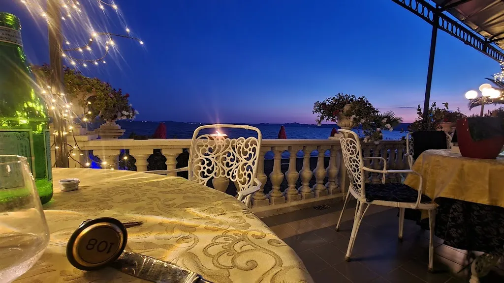 Ristorante dell'Hotel Lido_Bolsena_slider_image_1