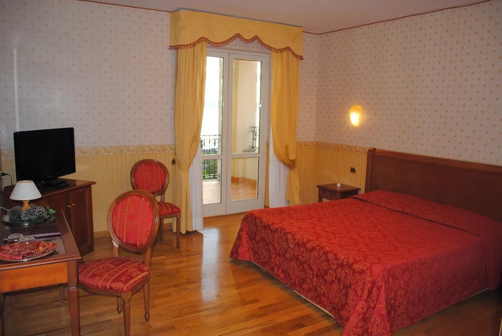 Hotel Holiday_Bolsena_slider_image_3