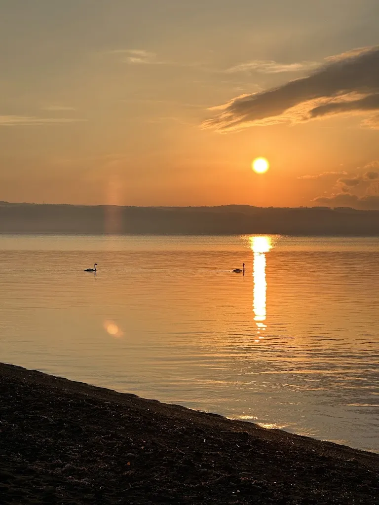 Laurel Creamer_La Grata_Bolsena_review