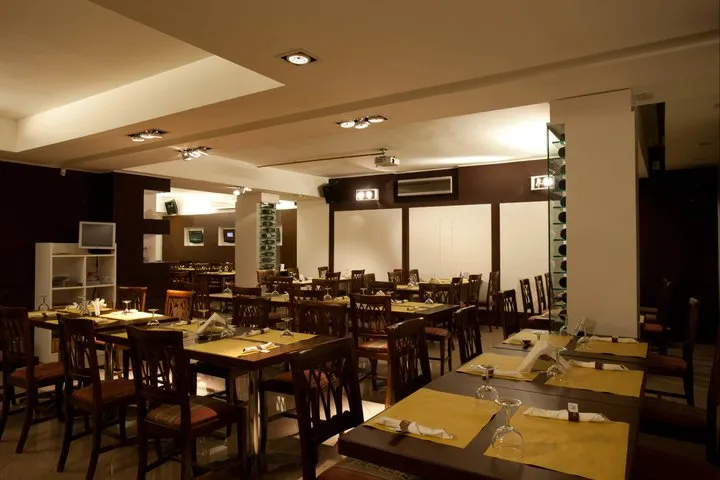 Hot Ice Pizza&Grill_Boville Ernica_slider_image_1