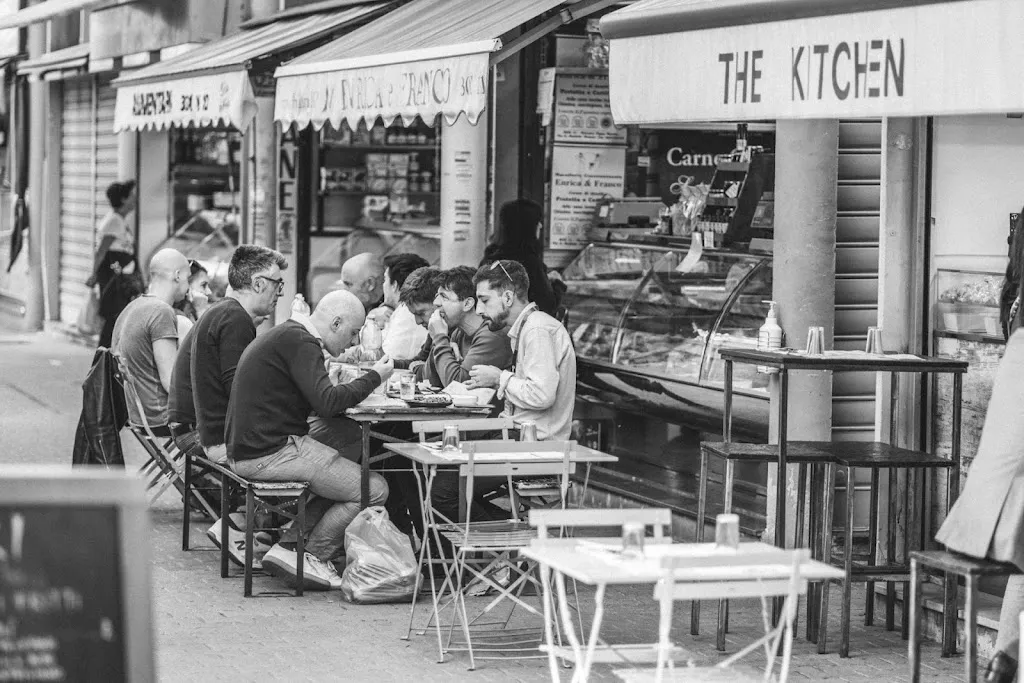 Luigi Benelli di Maro _The Kitchen, box 12_Borgo Lotti_review