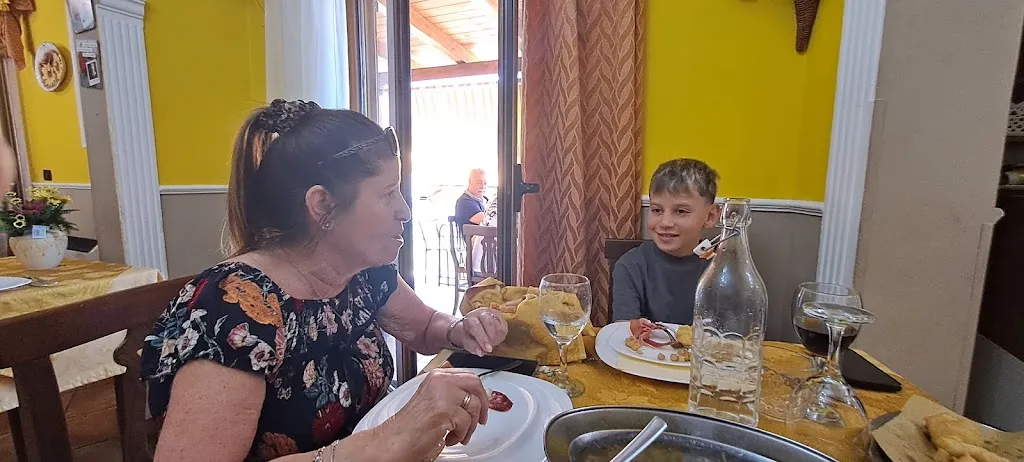 Sonia Falcione_Ristorante Il Girasole. Tagliacozzo - Poggio Filippo (AQ),-_Tagliacozzo_review