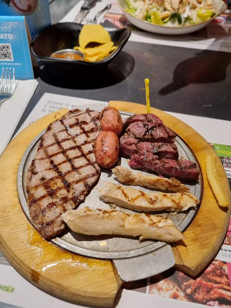 Ieva Bondare_Roadhouse Restaurant Roma Ardeatina_Borgo Lotti_review