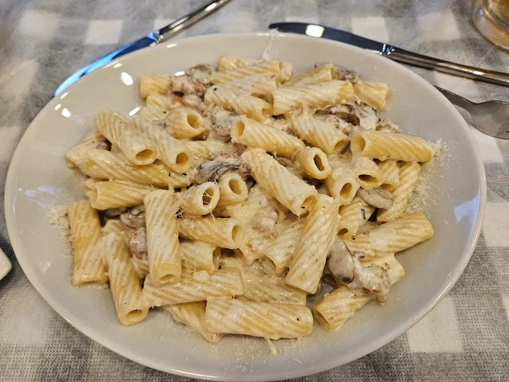 Heinrich_La Bersagliera_Borgo Lotti_review