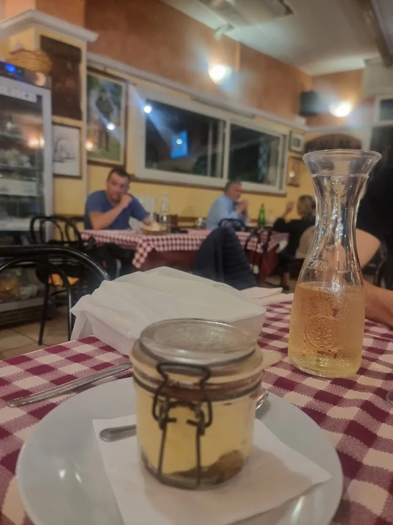 Joel Malaj_Trattoria Pizzeria La Botte_Borgo Lotti_review