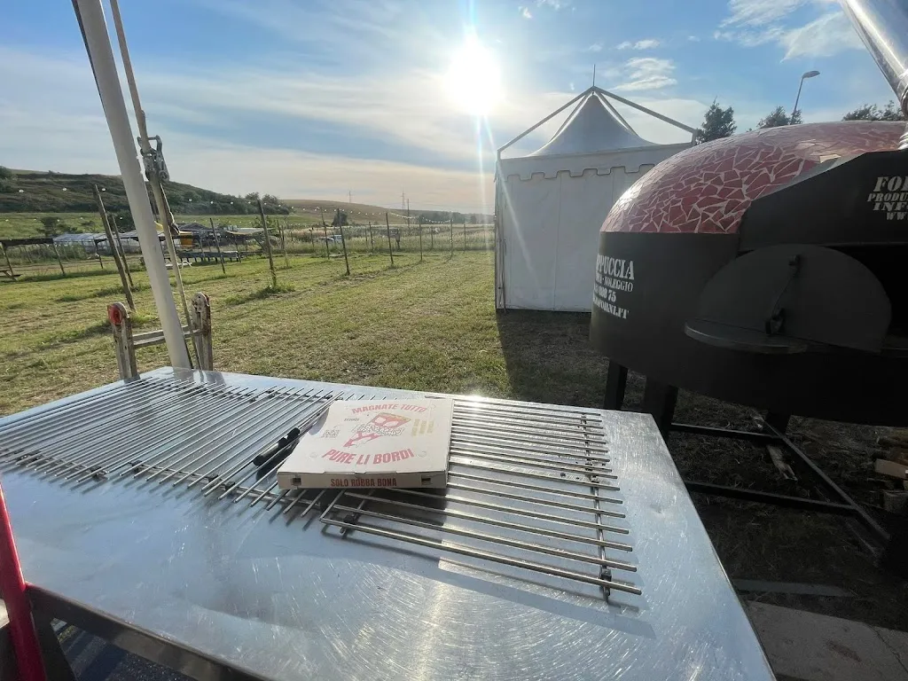 Scrocchio Pizza Romana a Legna - SAMSET Divino Amore_Borgo Lotti_slider_image_2