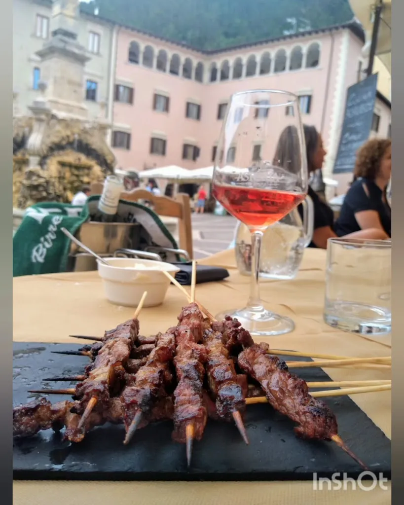 𝐎𝐬𝐭𝐞𝐫𝐢𝐚 𝐏𝐢𝐳𝐳𝐞𝐫𝐢𝐚 