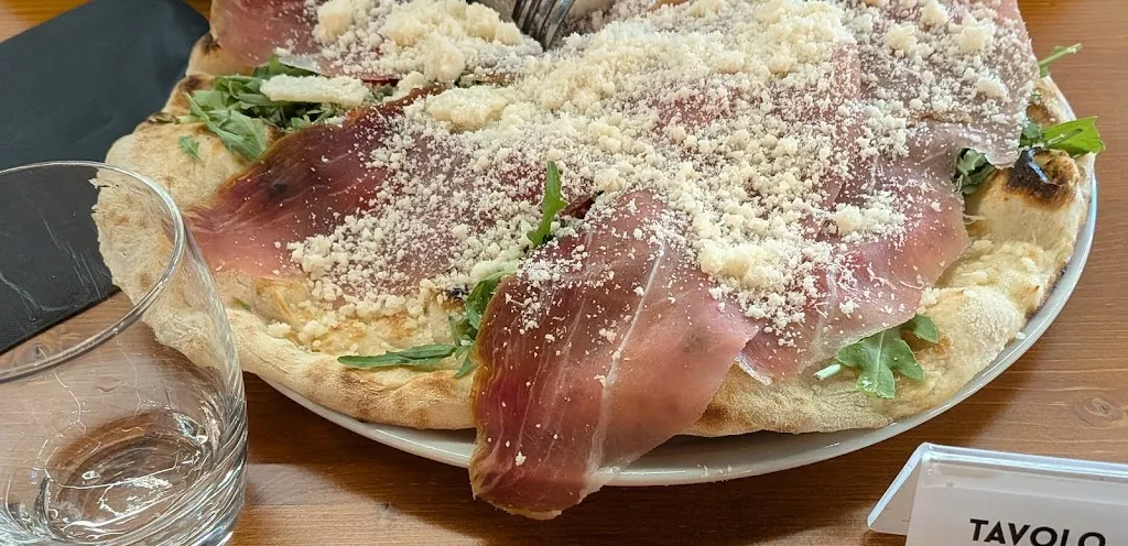 Samuele Furnari_Sottocasa Pizzeria Cucina Tata_Borgo Lotti_review