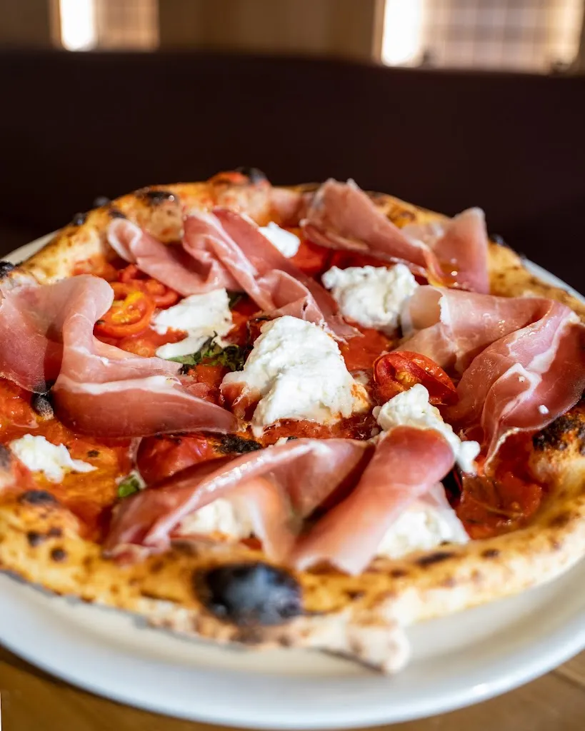 Sottocasa Pizzeria Cucina Tata_Borgo Lotti_slider_image_3