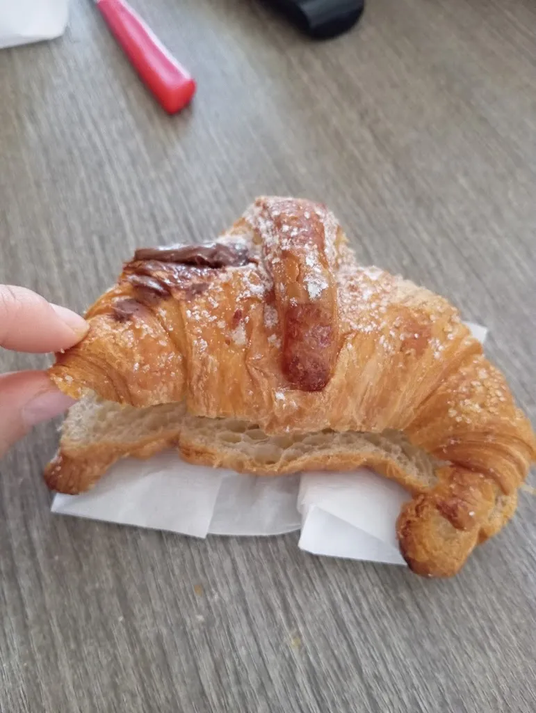 Avril 89_Bar Tavola Calda Sbarbati Daniele_Borgo Lotti_review