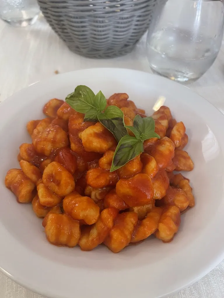 ROSA UCCI_Ristorante Il Vicolaccio_Broccostella_review