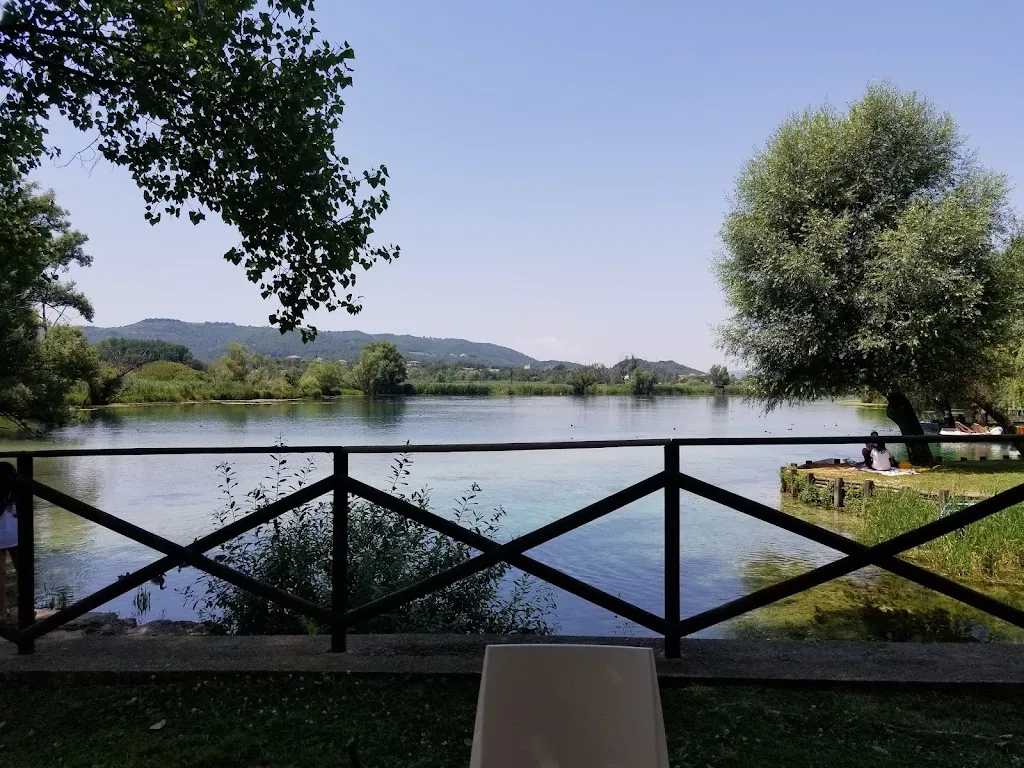 Jose Ferri Tarricone_Lago Chiaro Chalet_Broccostella_review