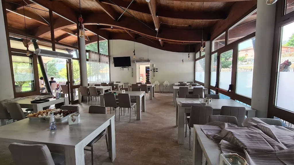 Lago Chiaro Chalet restaurant in Broccostella