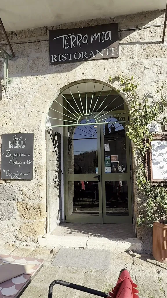 Terra mia_Calcata Nuova_slider_image_2